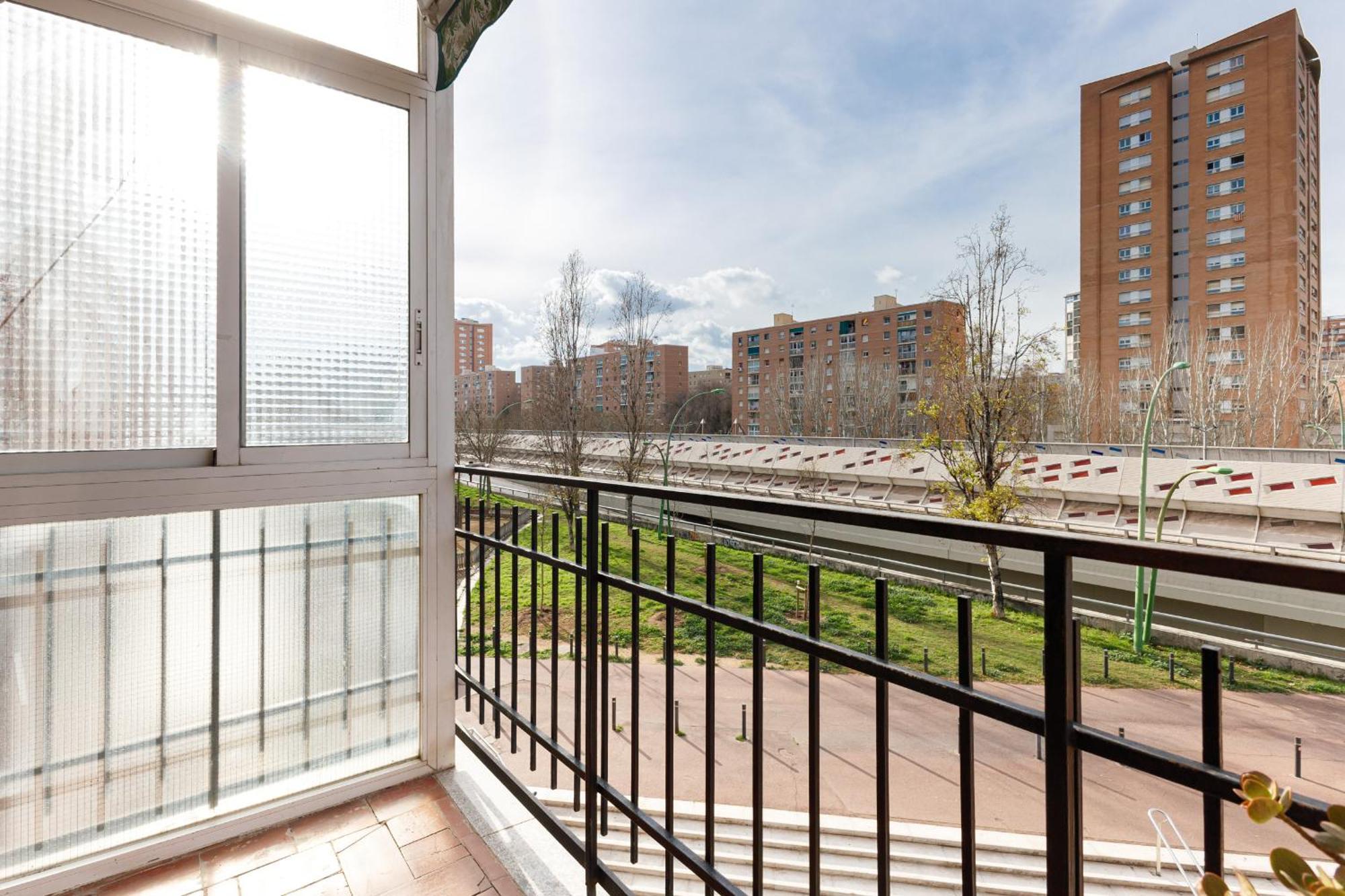 Besos - Bright Apartment Close To Congress & Port Sant Adria de Besos Buitenkant foto
