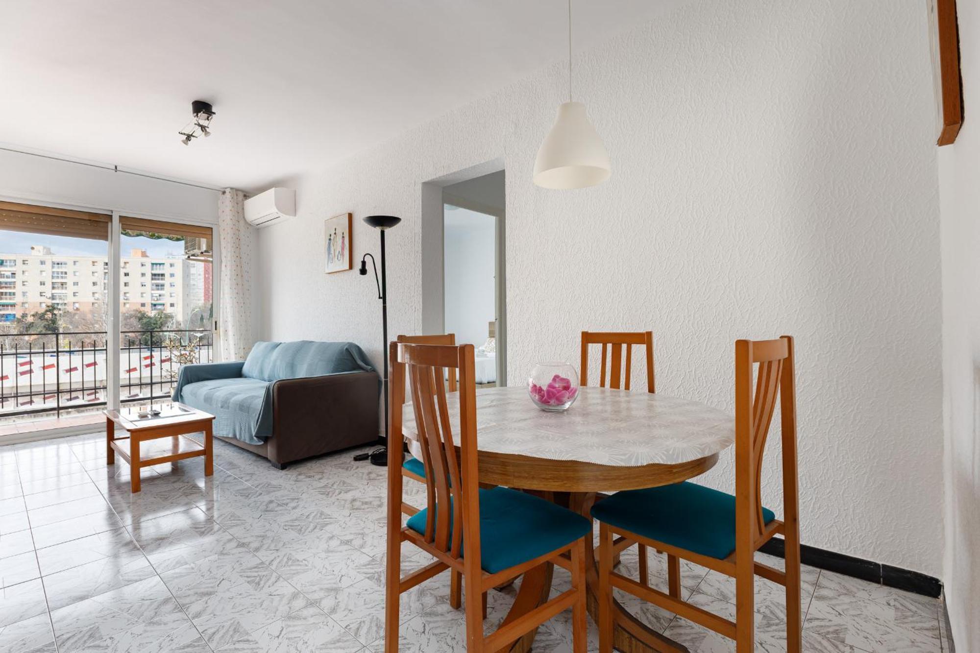 Besos - Bright Apartment Close To Congress & Port Sant Adria de Besos Buitenkant foto